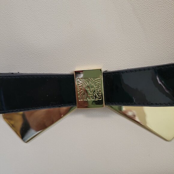 ANNE KLEIN Luxury Handbag white‎ with black and gold accents - Picture 3 of 9